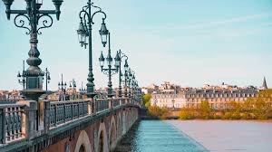 The Expert Guide to Bordeaux Free Walking Tours