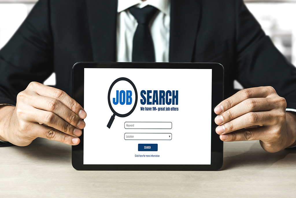 Top Features to Look for in a Job Portal Software for Your Hiring Platform