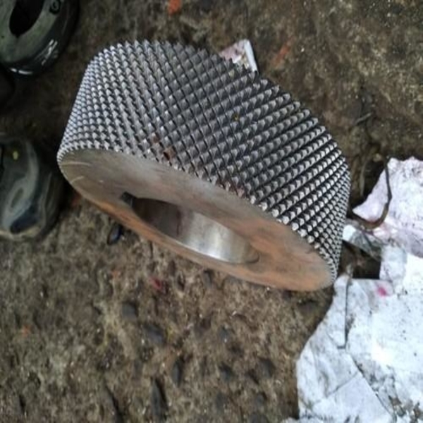 Knurling Roller in Ahmedabad CAPITAL INDUSTRIES