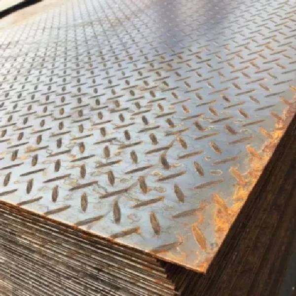 Checker Plates in RAIPUR, SS TRADING COMPANY