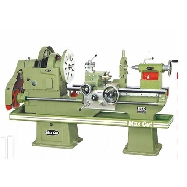 7 Feet Heavy Duty VBelt Drive Lathe Machine in Ahmedabad Bhavya Machine Tools