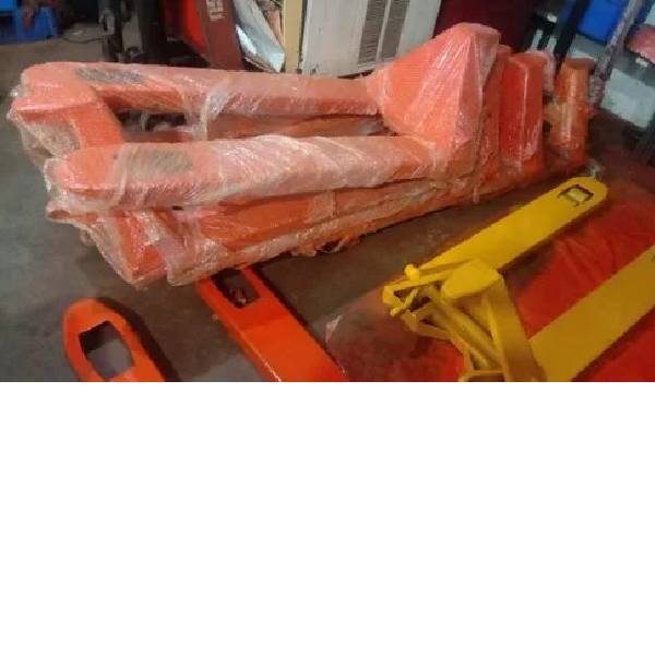 Used Hand Pallet Truck in Sonipat SS ENTERPRISES