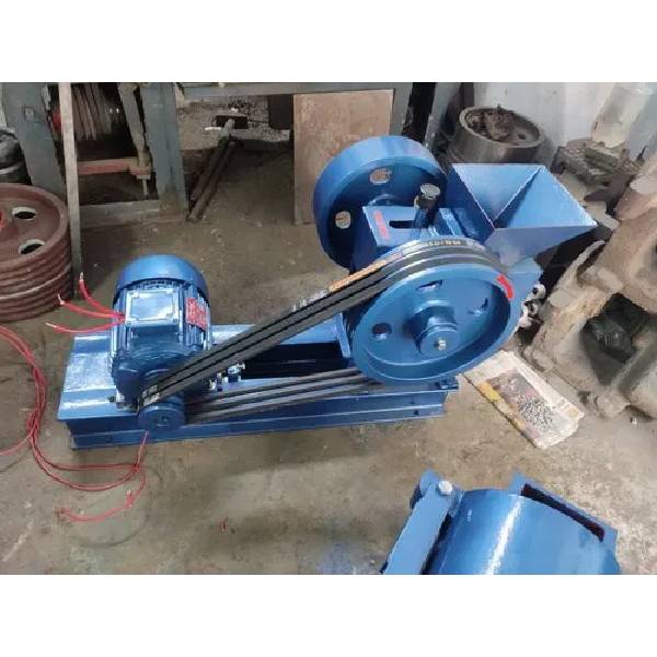 Latest Jaw Bricks Crusher Machine price in India