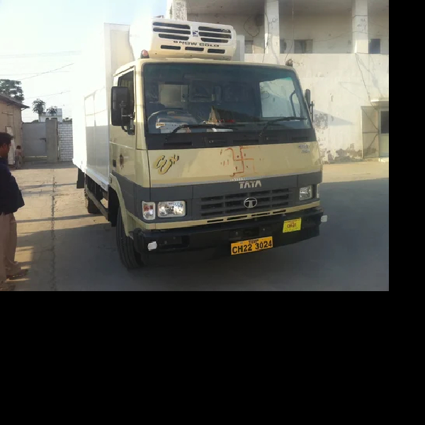 Latest Cold Plate Refrigerated Truck price in India