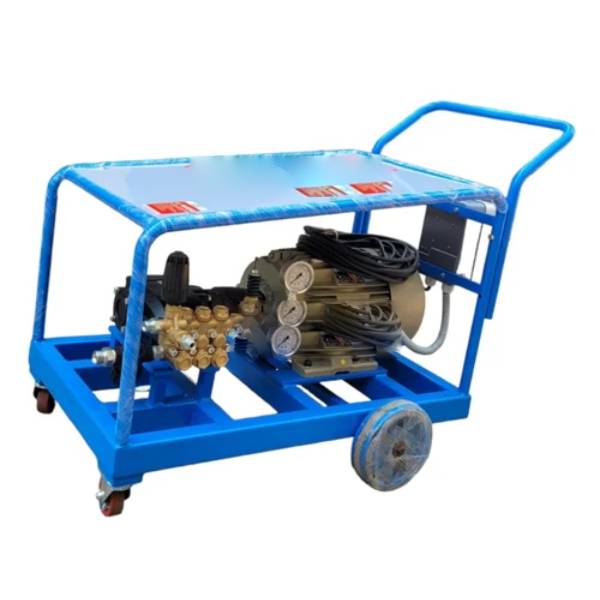 Industrial Heavy Duty Water Jet Cleaning Machine in Ahmedabad Aps