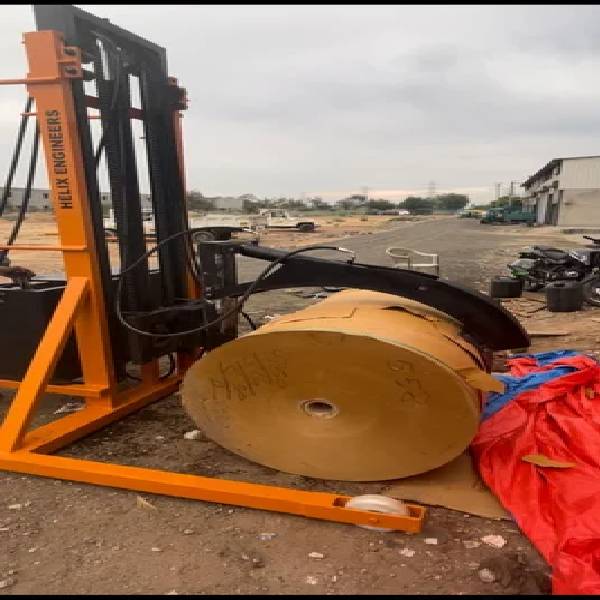 Paper Roll Mover in Ahmedabad Helix Engineers