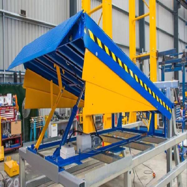 Mild Steel Dock Leveler Manufacturer & Seller in Ahmedabad Helix