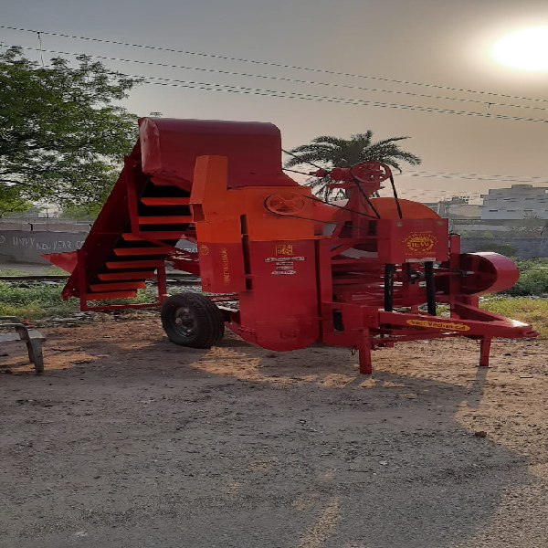 35 HP Automatic Makka Thresher Self Feed in Meerut ISHER ENGINEERING WORKS