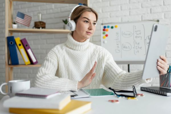 Why Online Tutoring is the Future of Education in Australia