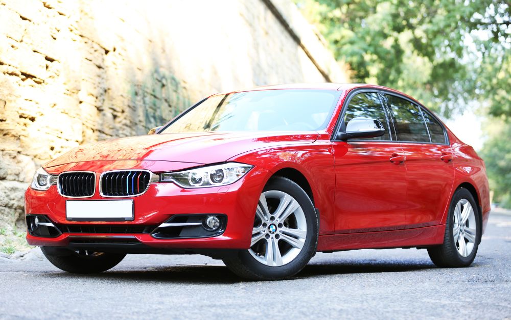 Save Big with Monthly Car Rental Deals in Dubai