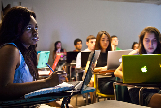 How to Create a Standout College Essay That Reflects Your Unique Journey