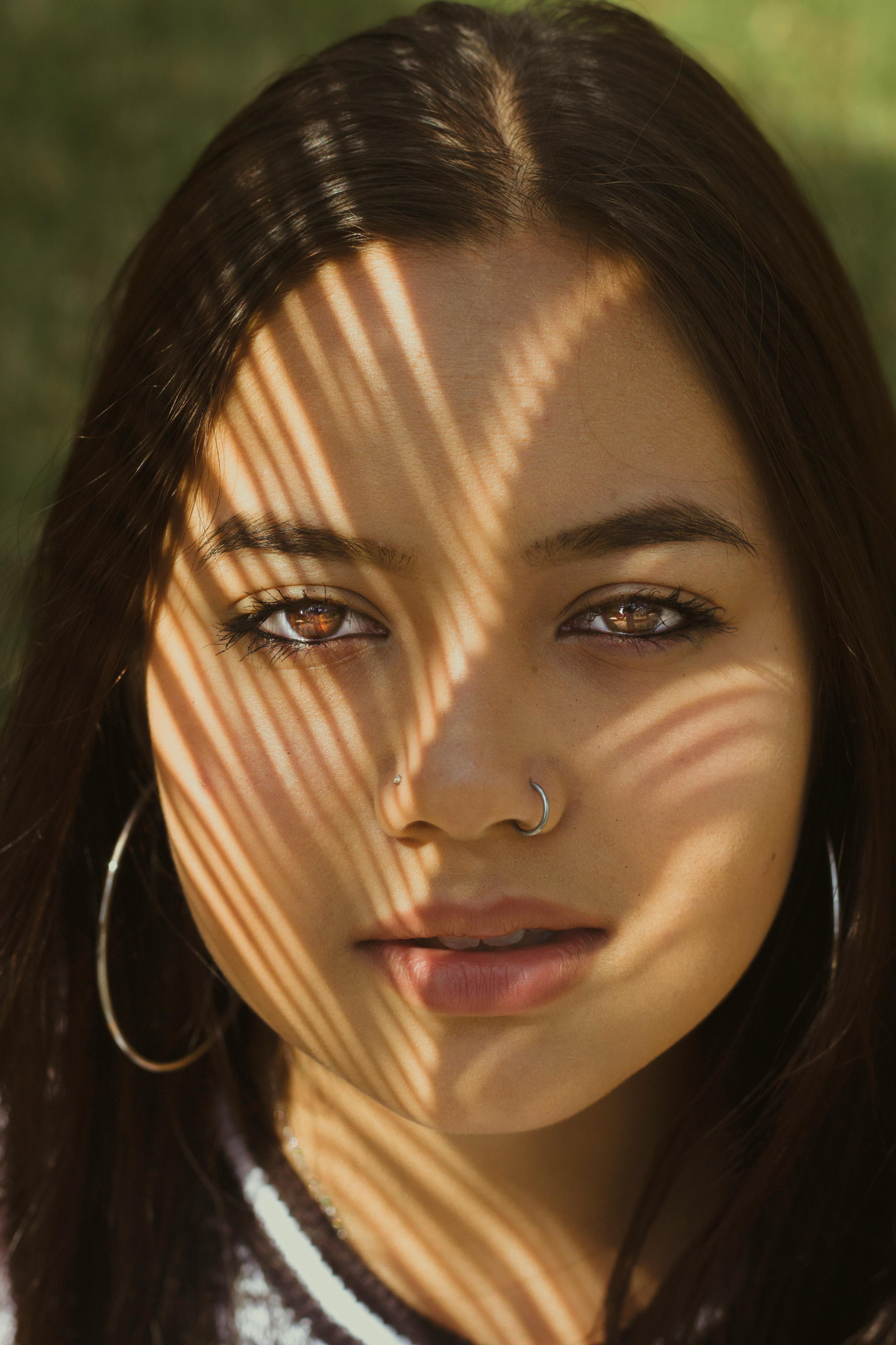 Ultimate Guide to Nose Ring Hoops: Find Your Perfect Fit & Style