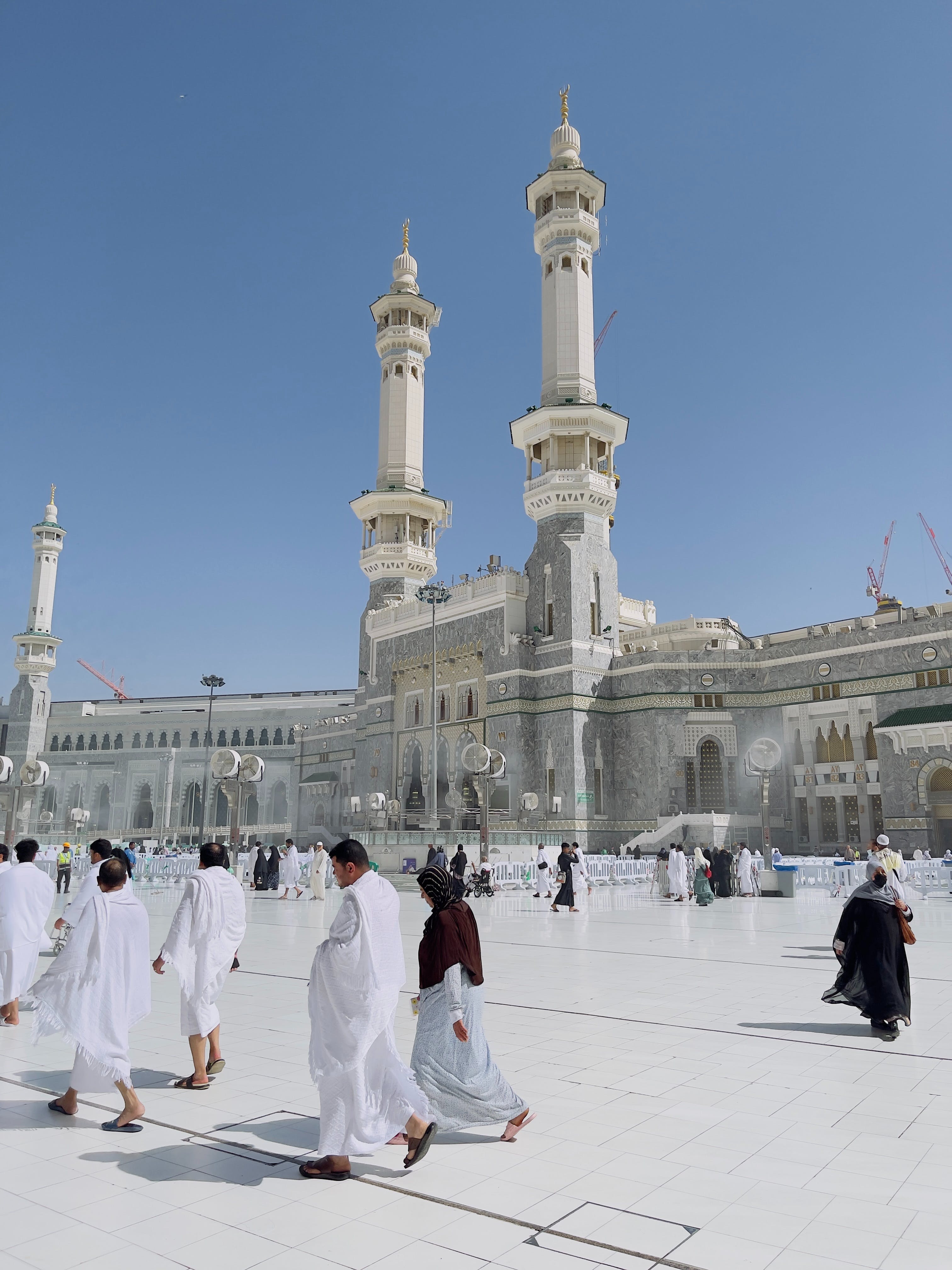 Exclusive 15 Days 14 Nights Umrah Tour Package from Mumbai