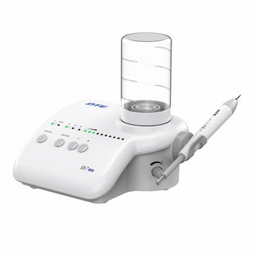 How D-TEC Lights and Ultrasonic Scalers Help Dentists Work with Clarity and Comfort