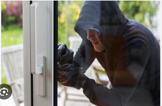 Locksmith Calgary Tips for Preventing Home Break Ins