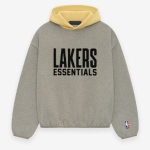 1977 Essentials: The Perfect Blend of Vintage Aesthetics and Modern Streetwear