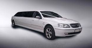 Sydney Wedding Limo Packages: Arrive in Style, Stress-Free