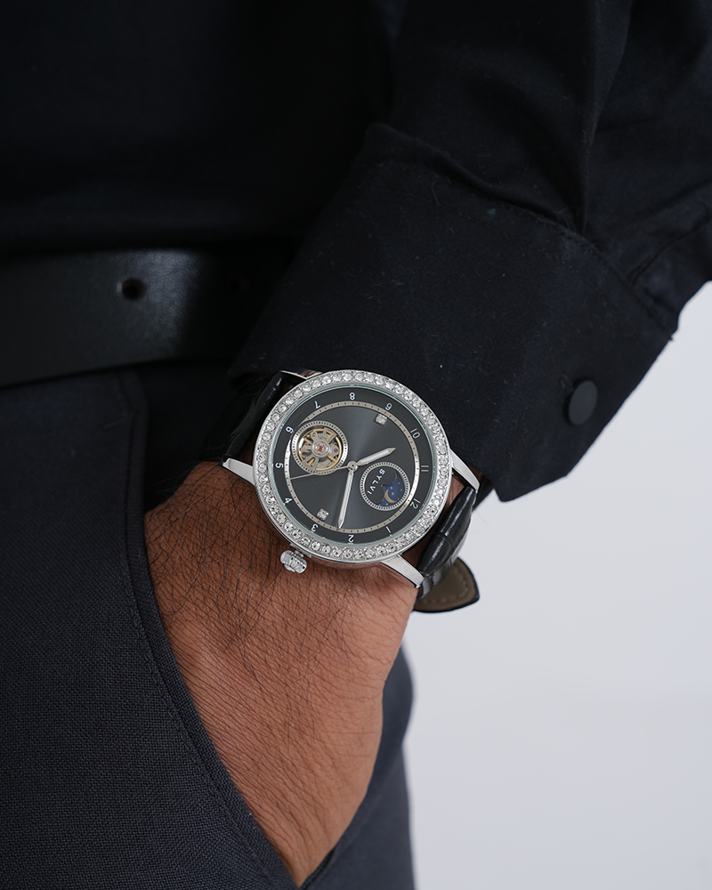 Why Chain Watches Are Perfect for Women’s Style