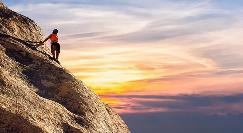 Explore Saudi Arabia's rock climbing Adventures