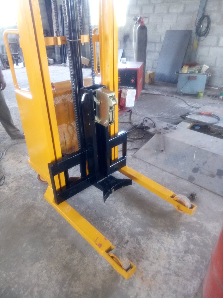 Afza Mild Steel Drum Stacking Stacker, For Material Handling in Krishnagir Afza Material