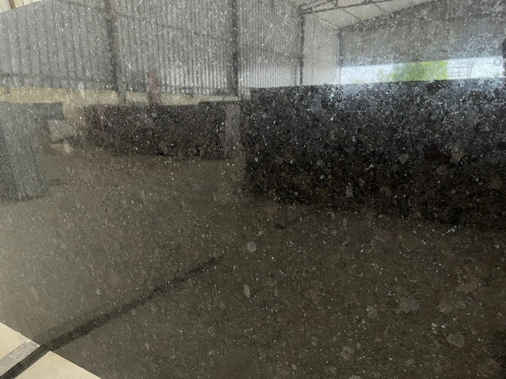 Black Polished Nepal Granite Slabs, For Flooring, Thickness\ 15\20 Mm