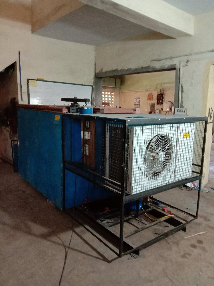 Block Mild Steel Ice Machine For Fisheries Crushed, 30 Kg, Automation