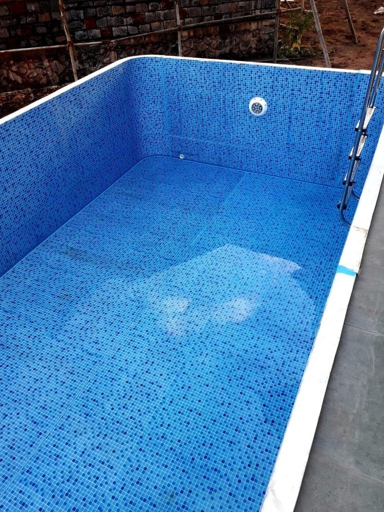 Blue Outdoor Readymade Frp Swimming Pool, For Residential