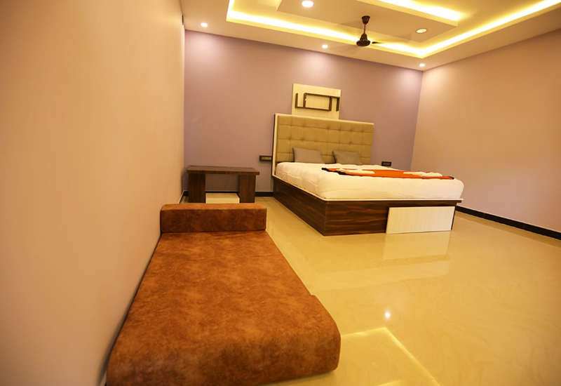 Discover the Best Family Stay Hotels & Budget Hotels in Pollachi – Stay at Canalway Inn