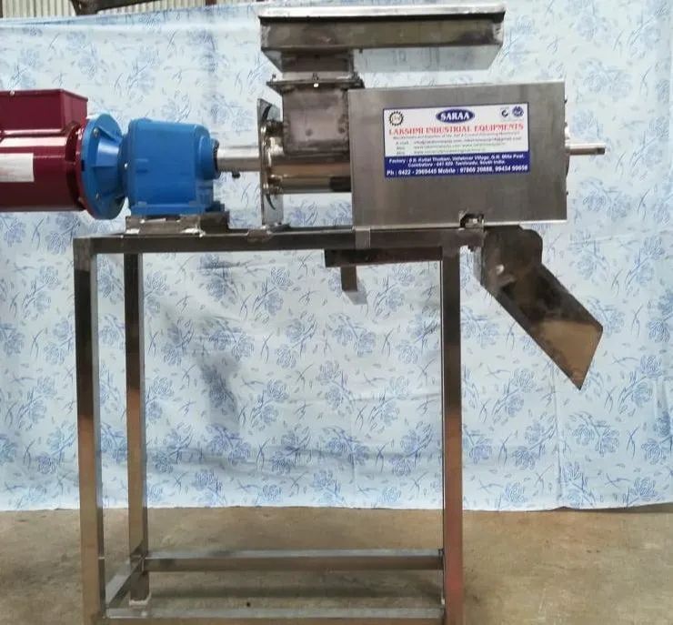 For Domestic SemiAutomatic Coconut Milk Making Machine 30 Kg/ Hr, 1 Hp