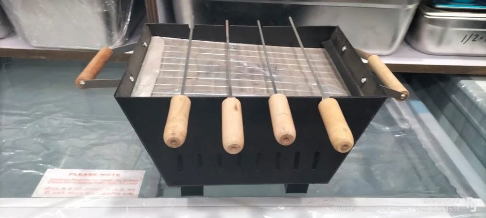 Hot line Black Bar B Que Grill, For Restaurant, Size: 18