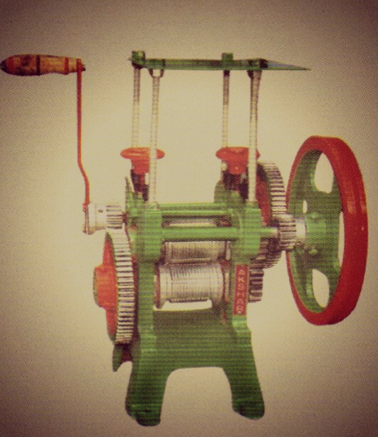 Manual Sugarcane Juice Machine Manufacturer & Seller in Rajkot Akshar