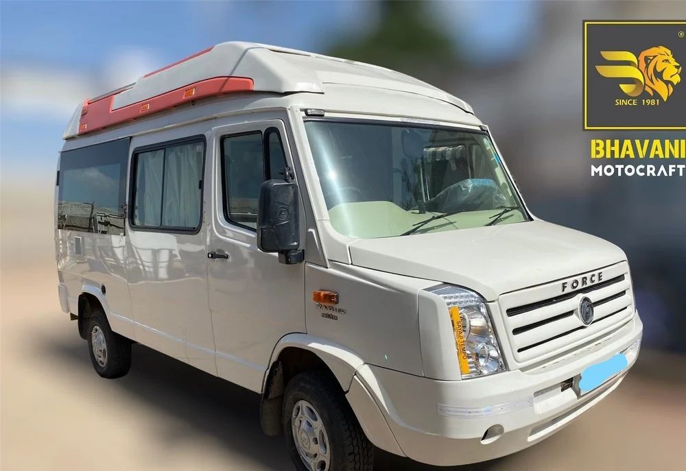 MOTOR HOMES CARAVAN VANITY VAN Price in Ahmedabad, Gujarat