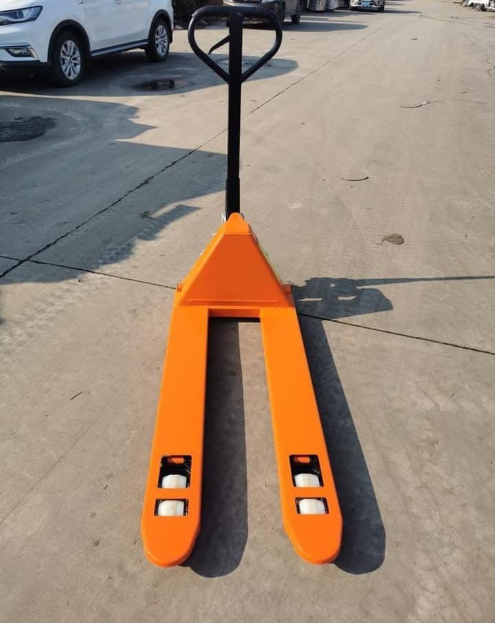 MS Hand Pallet Trolley Truck, Capacity 200 Kgs in Ahmedabad ASTHA