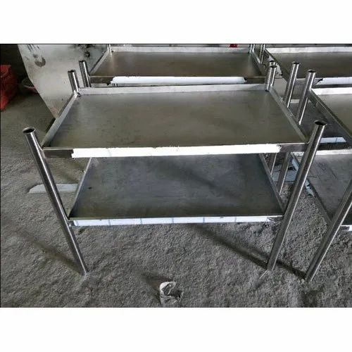Silver SS Kitchen Working Table, Size 2 x 3.5 feet (W x L