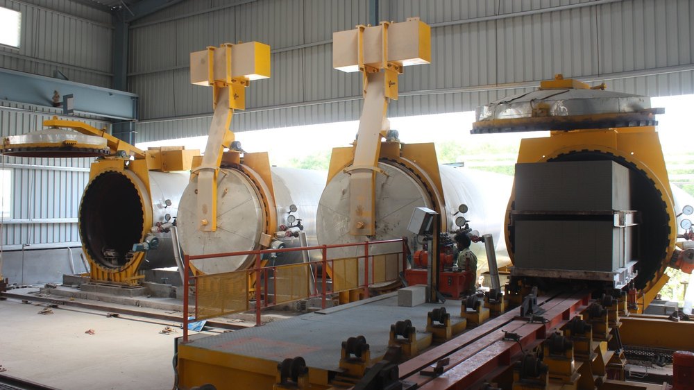 Solid 250300 HP AAC Block Plants, For Construction, I deal in New