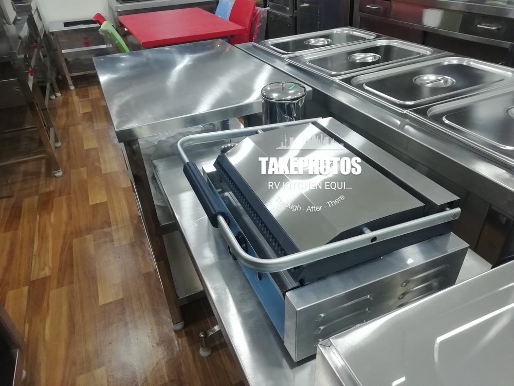 SS Sandwich Griller, For Restaurant Manufacturer & Seller in CHENNAI