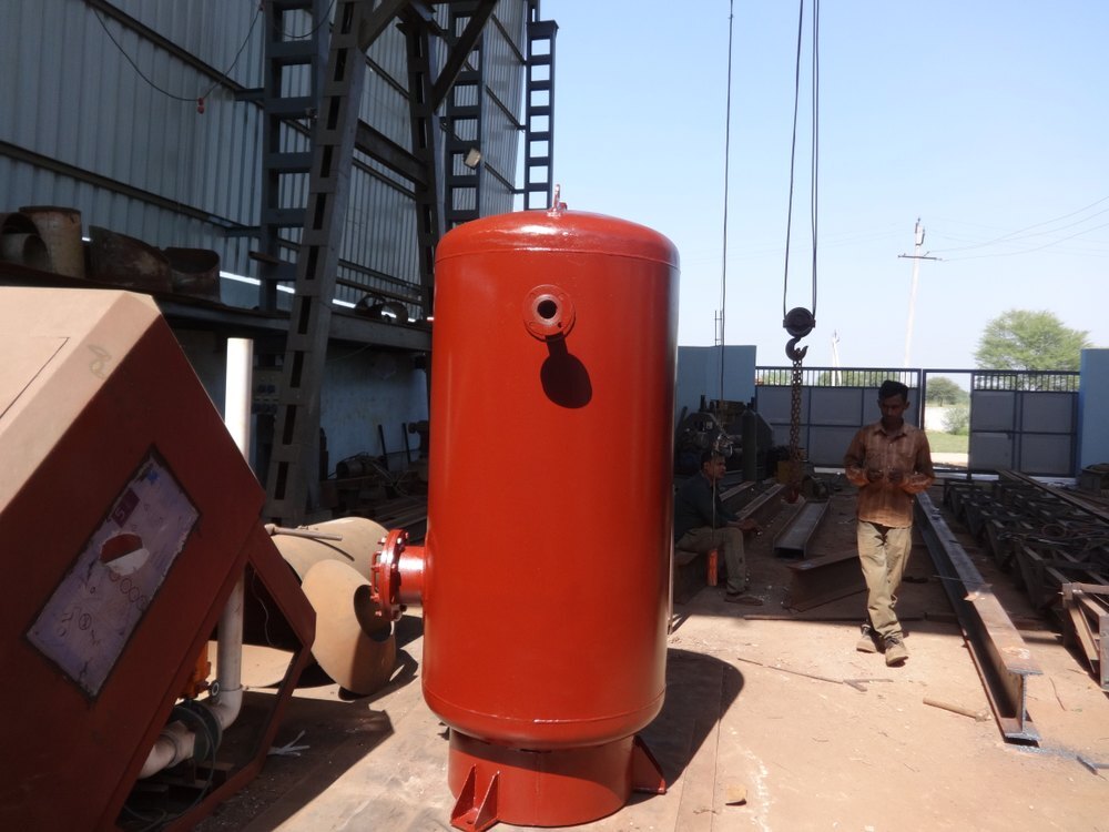 Vertical MS High Pressure Air Receiver Tank, Storage Capacity 100000 L