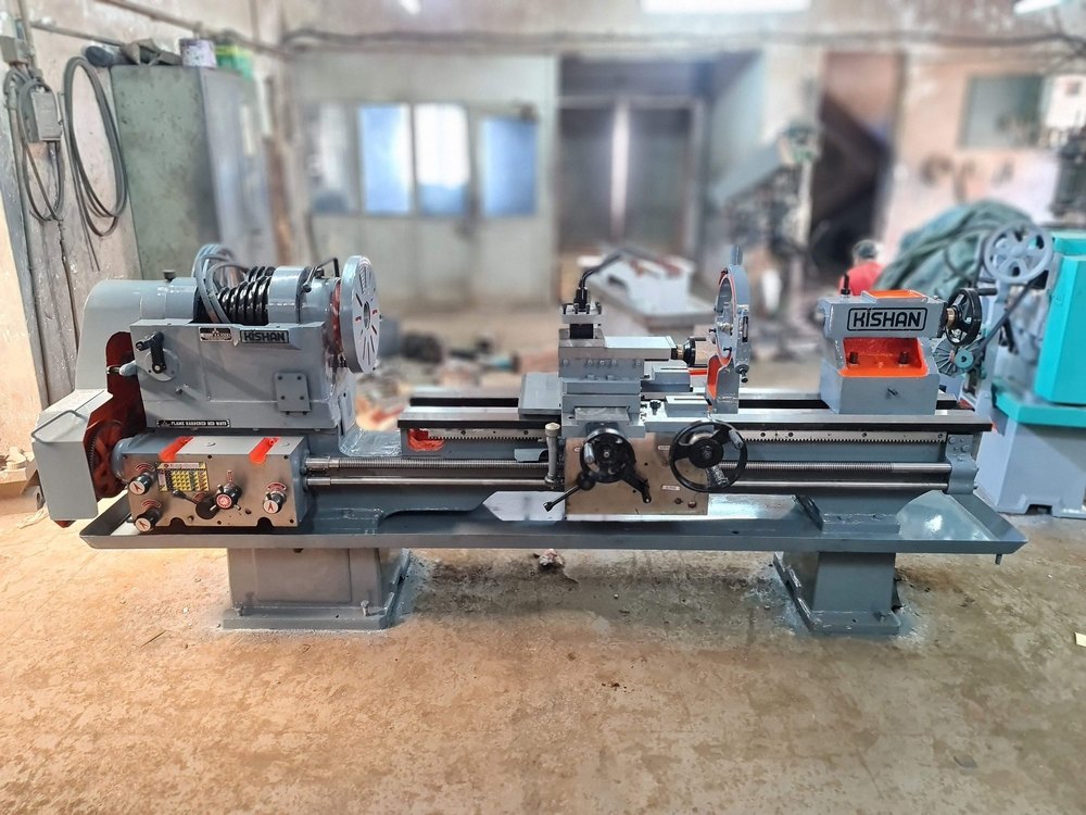 Lathe Machine Manufacturer & Seller in Rajkot K. K. Tools