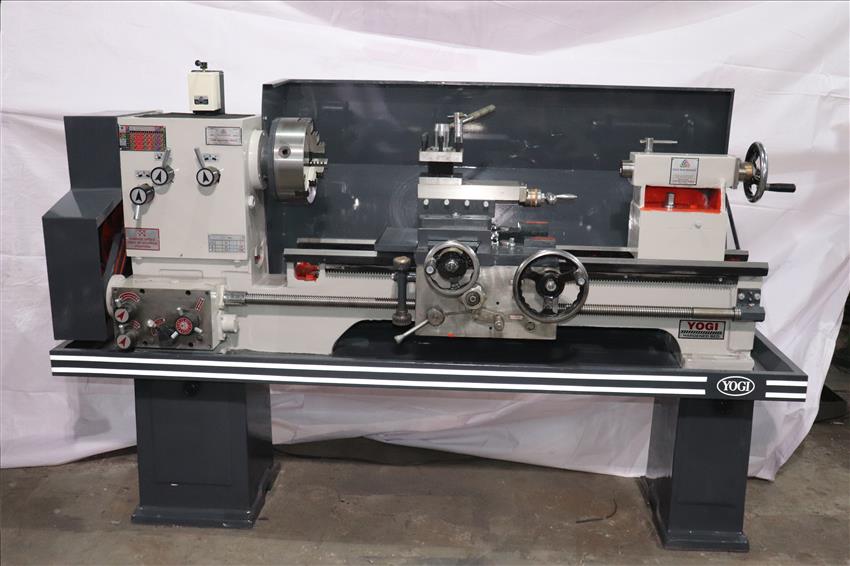 Medium Duty Geared Lathe Machine