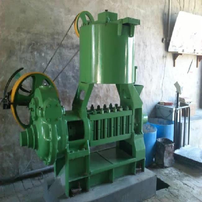 Oil Expeller Machine