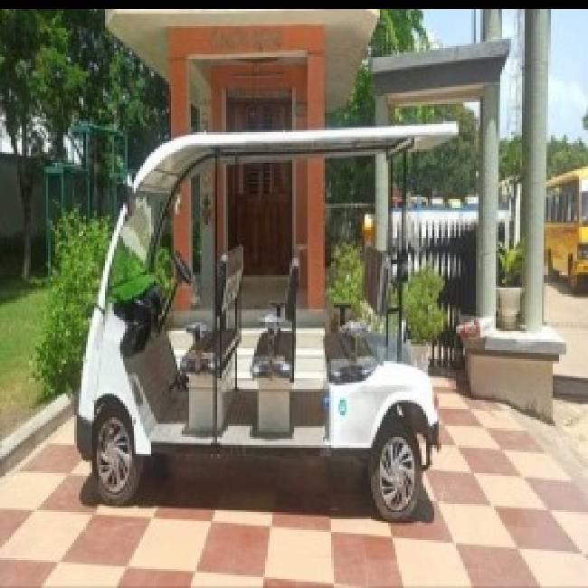 White Electric Sightseeing Bus