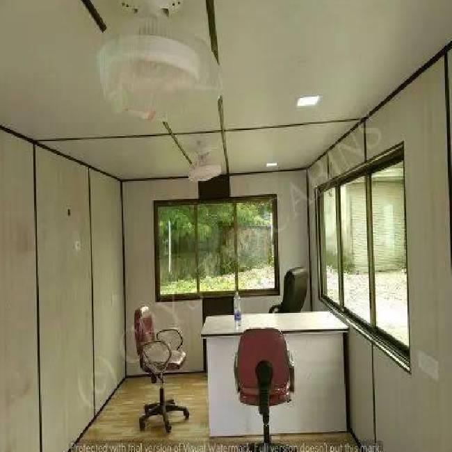 Rectangular steel project site office