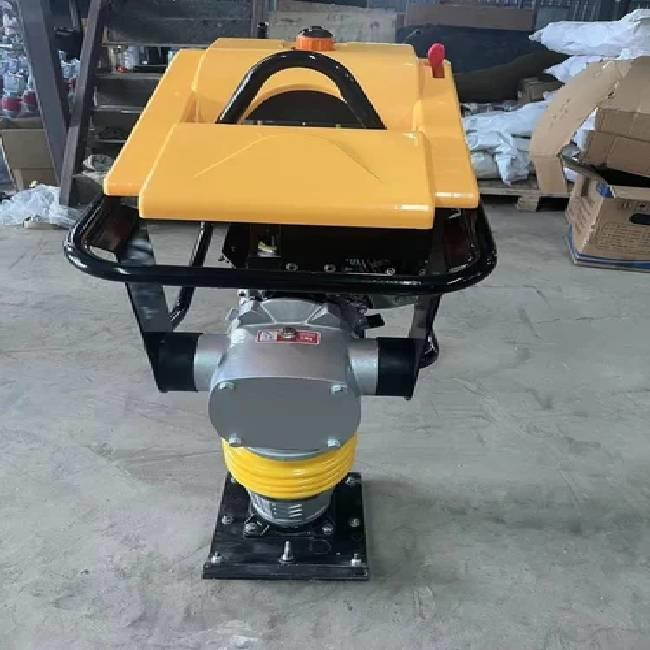 Earth Rammer Machine