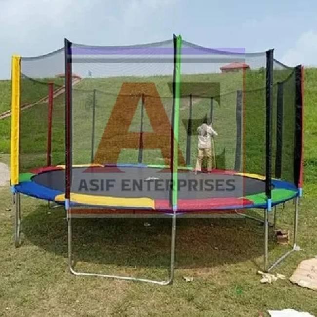 14 Ft Trampoline With Safety Net