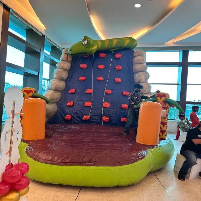 Small Inflatable 10x15