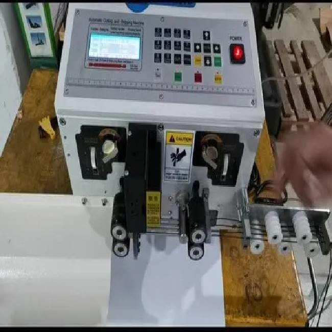 Four Lane Wire Cutting Stripping Machine
