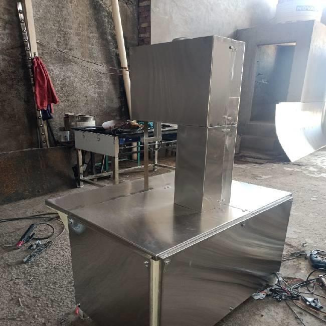 Meat-Cutting Machine