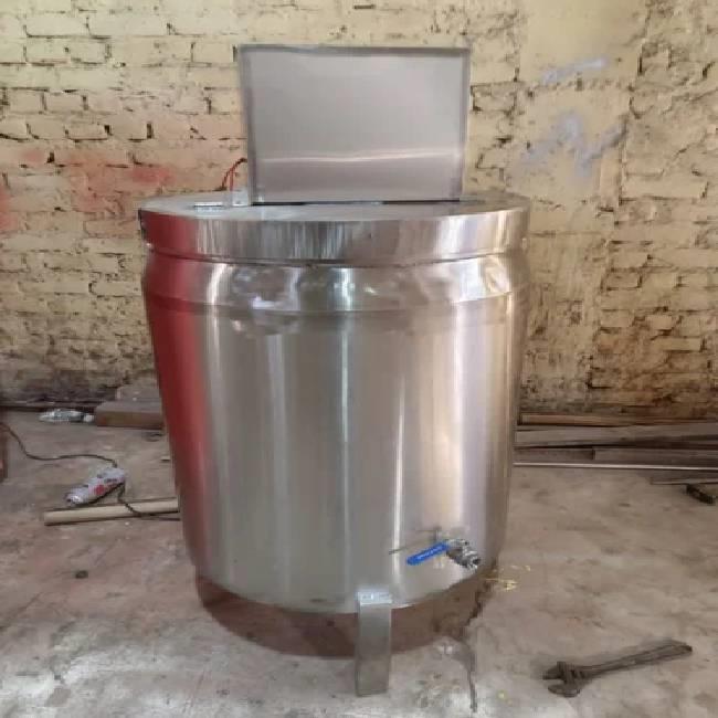 Liquid Mixing Tank