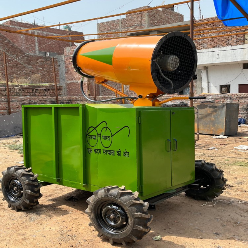 4 Wheel Type Yellow Mist Water Cannon Machine, Automation Grade: Semi Automatic, 5 hp Three Phase