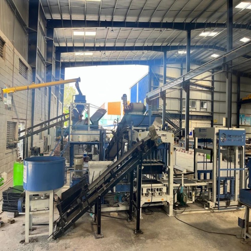 Automation Grade: Automatic Interlocking Block Making Machine, Capacity: 1000 Blocks per Hour